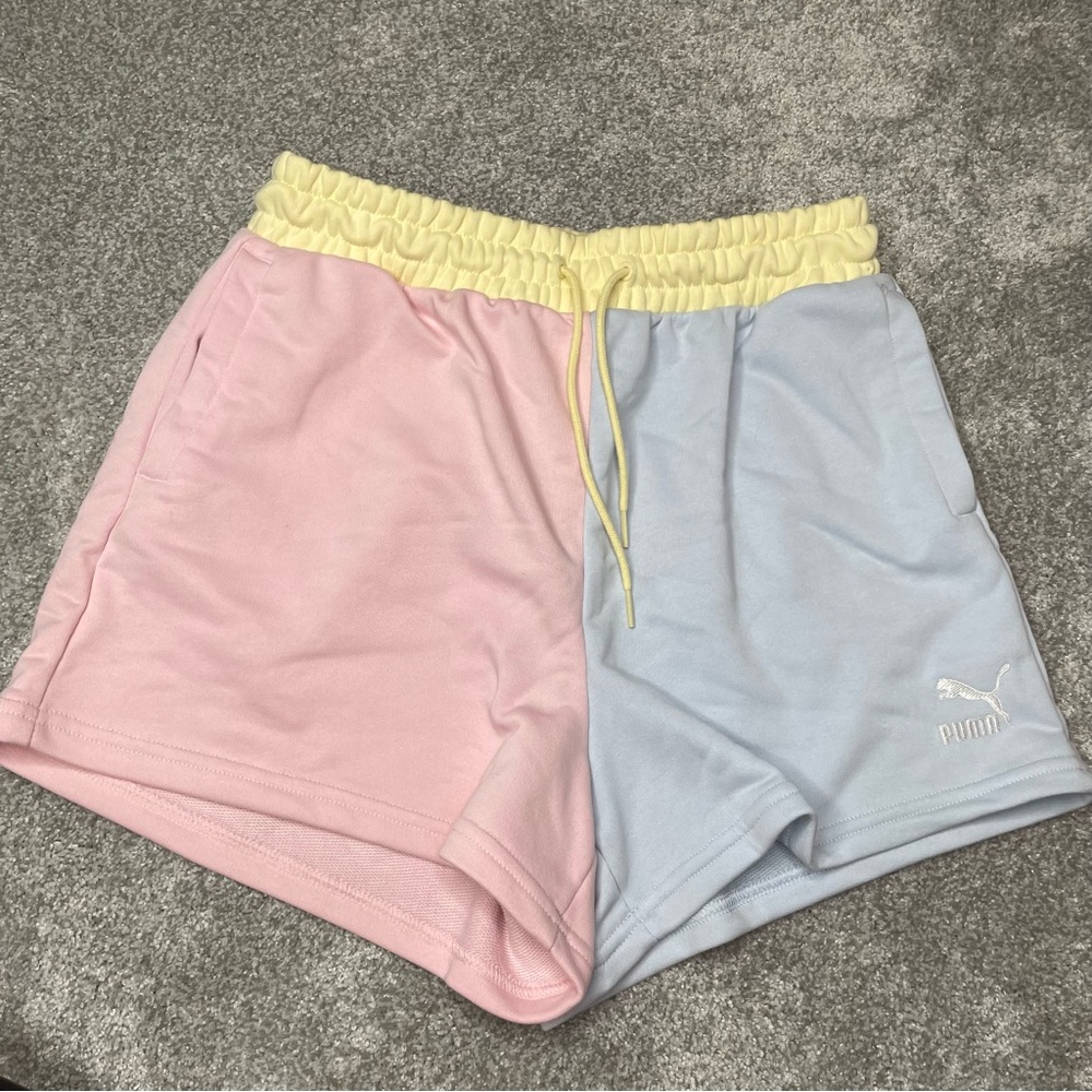 🐈‍⬛PUMA🐈‍⬛ NWT color block shorts